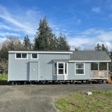 SOLD! Turn-key Park Model located in tiny home park over Columbia River! - Image 3 Thumbnail