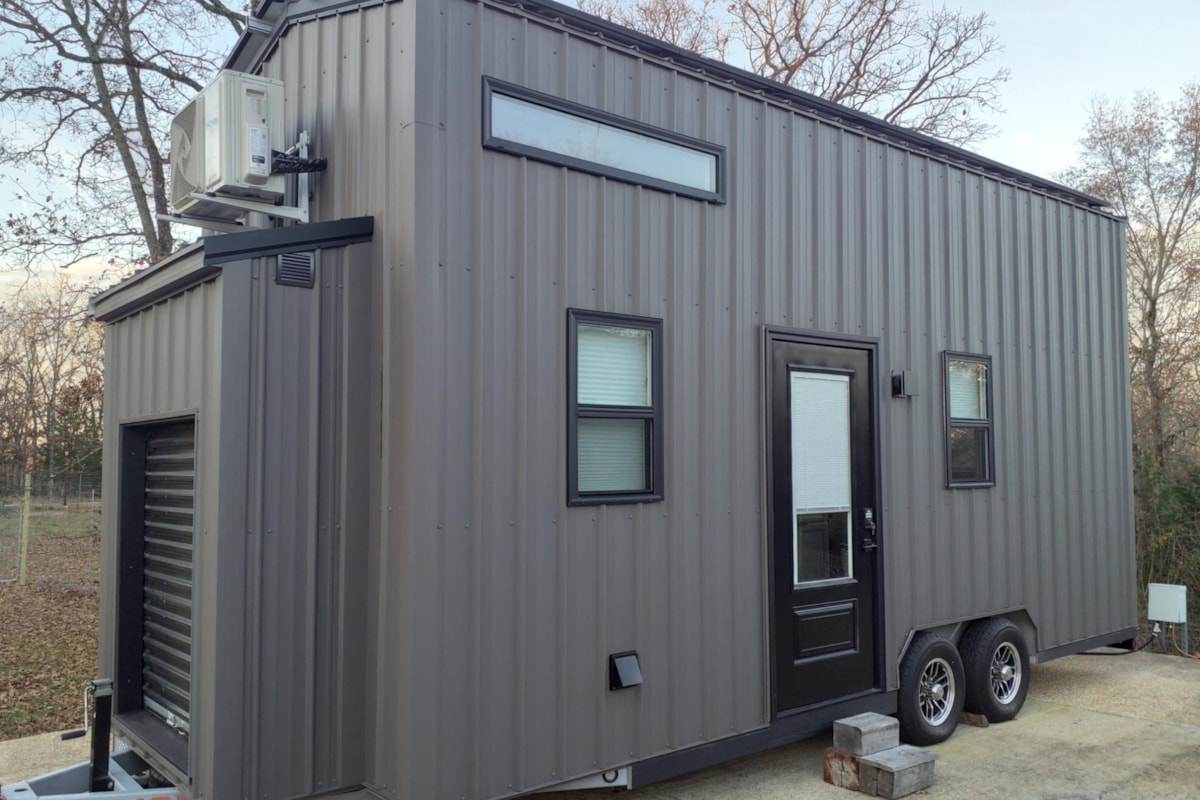 Ultimate Tiny Home - Image 1 Thumbnail