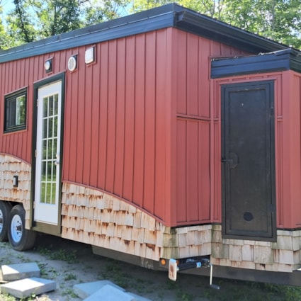 Unique 24 ' Tinyhome - Image 2 Thumbnail