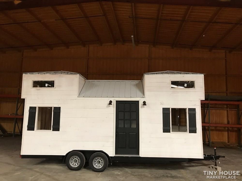 Well constructed two bedroom shell tiny house - Image 1 Thumbnail