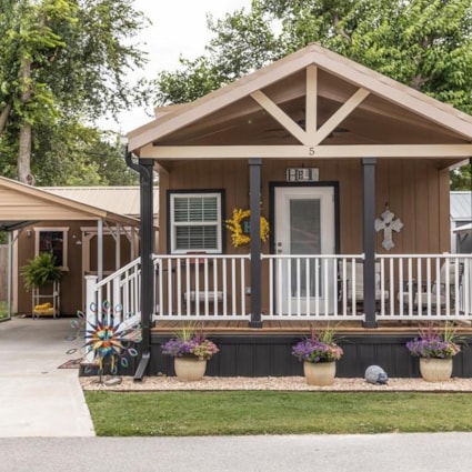 Wonderfully Finished Tiny Home in a Great Community! - Image 2 Thumbnail